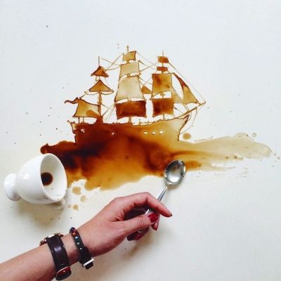 Des oeuvres d'art avec du café